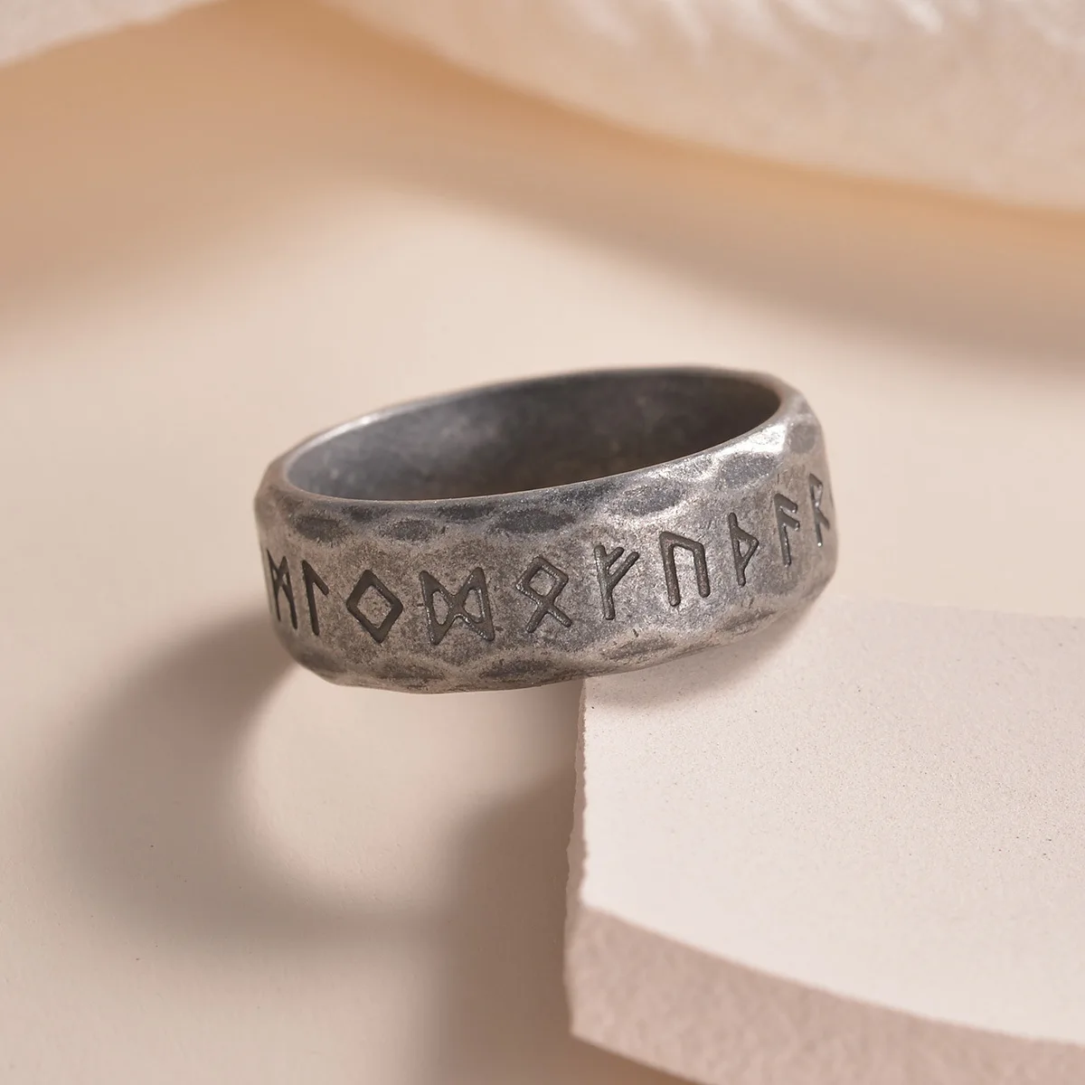Wikinger-Runenring für Männer aus 316L Edelstahl Vintage-Schmuck – Detail 6