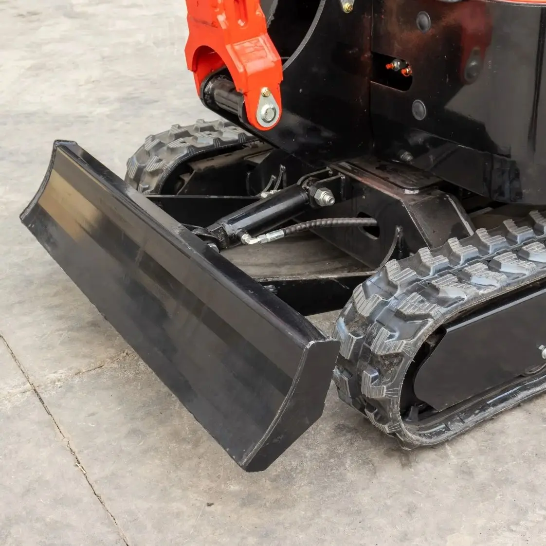 New Diesel 2000kg Mini Excavator Home Use Customized Small Backhoe Digger With Track Type 2 Tons Mini Excavator