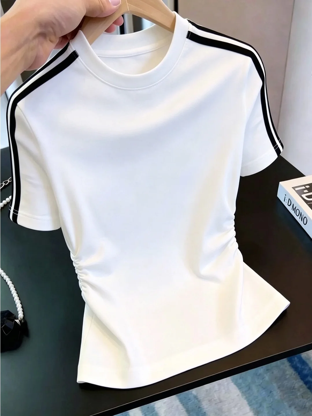 

Summer Short Sleeve T-Shirt Women's round Neck Casual Versatile Design Sensation Korean Style Commute Fashion Straight Cut