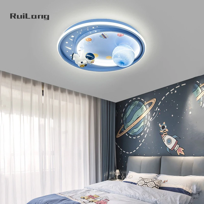 Imagem -04 - Moderno Astronauta Led Luz de Teto para Quarto de Crianças Lâmpada do Quarto do Bebê Meninos Desenhos Animados Decoração Bonito Lua Espacial Planeta Candelabro