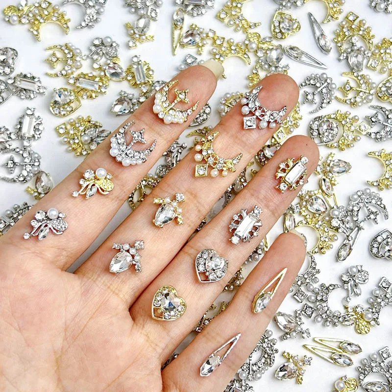 10Pcs 3D Zircon Alloy Nail Art Decorations Baroque Court Style Diamond Pearl Star Moon Manicure Decorations DIY Nail Accessories