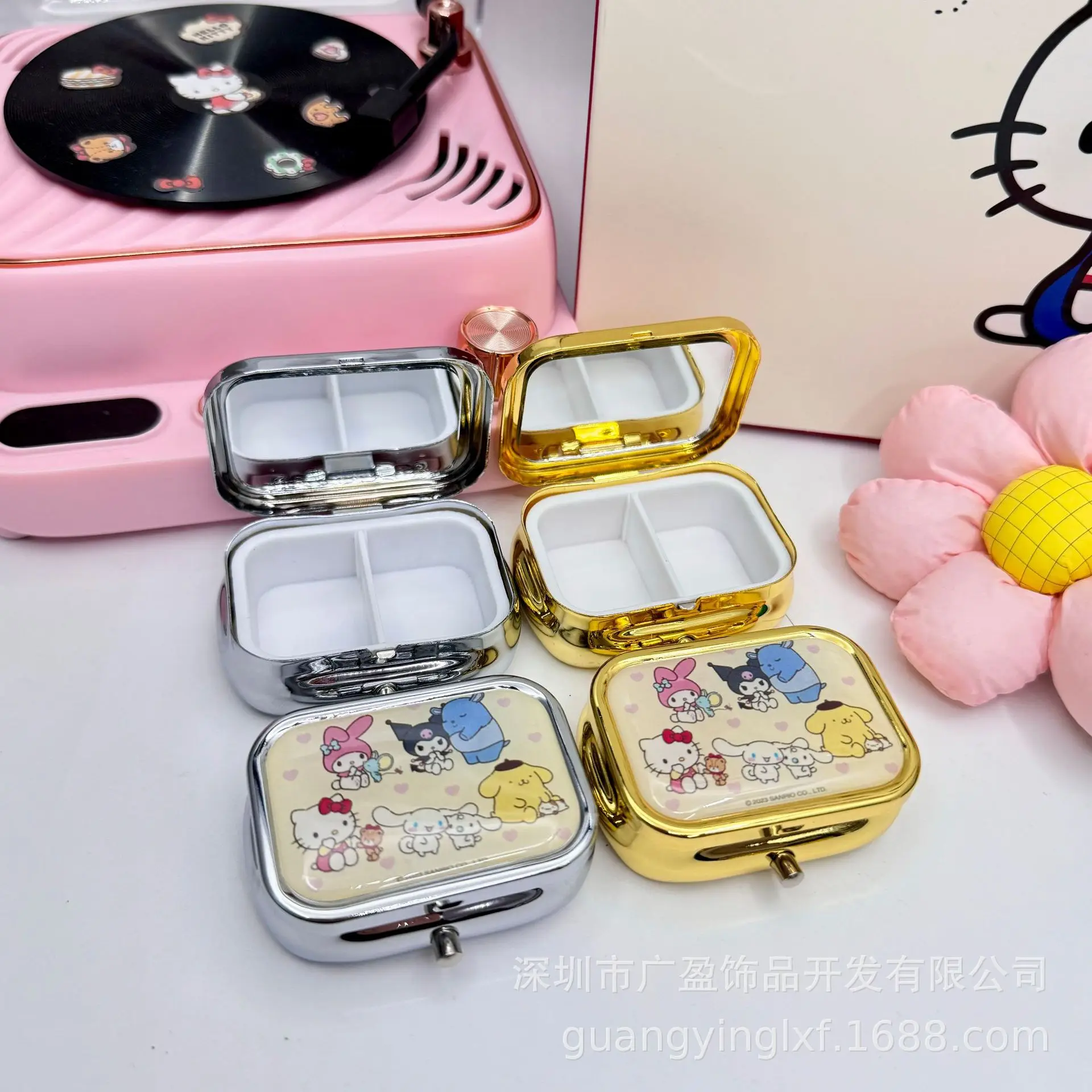 Kawaii Hello Kittys Portable Jewelry Box with HD Mirror Mini Sealed Subpackage Boxs Cute Cartoon Girl Heart Travel Storage Box