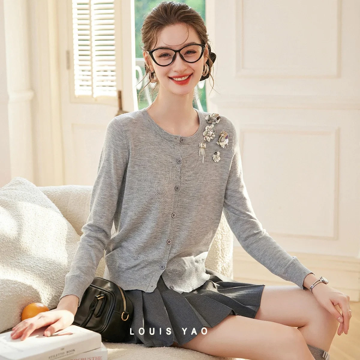 

LOUIS YAO Flower Bead Women's Sweater 2026 Autumn Premium Gentle Micro Elastic Knitwear Tops Casual Daily Commute Cardigan