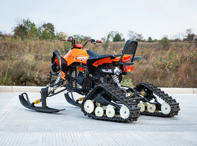 2026 200cc engine snowmobile adult four-wheel motorcycle China-made snow track car and sled four-stroke engine car sales