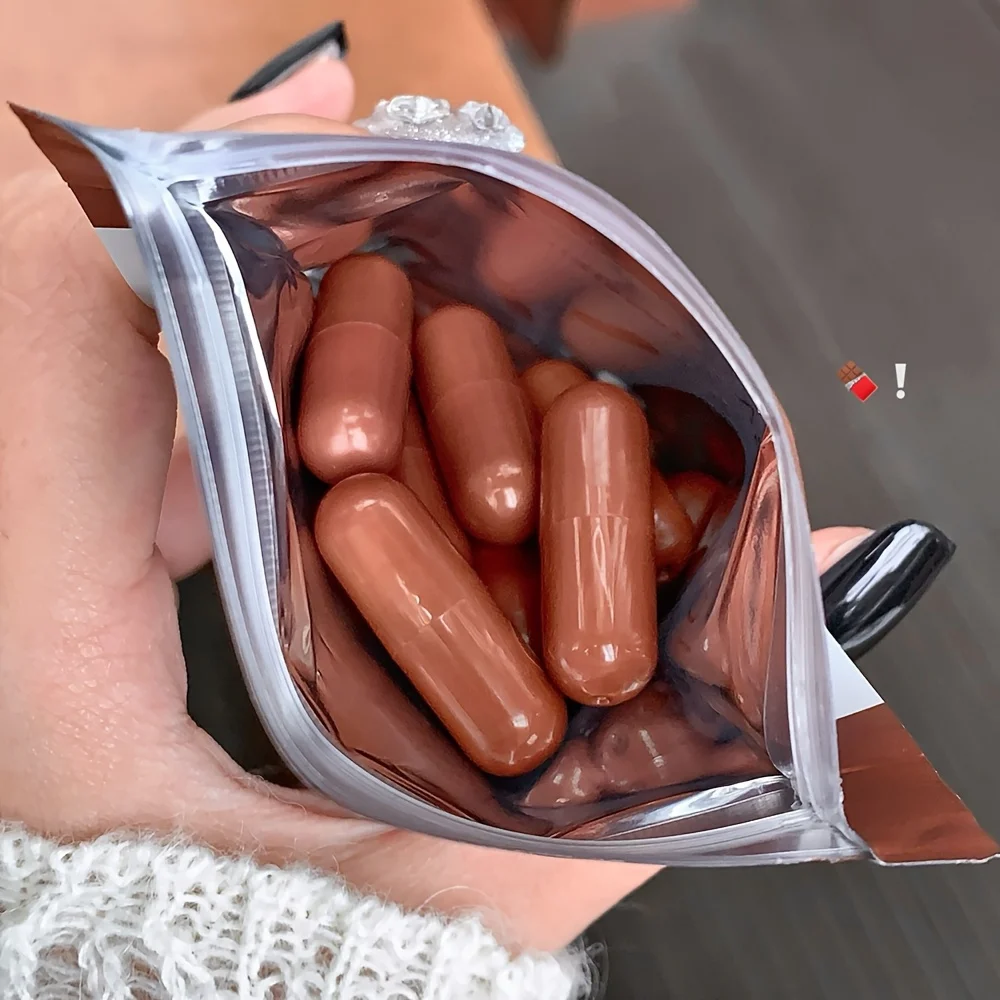 10-farbiges Kapsel-Lippenstift-Set mit natürlich lang anhaltenden matten Mini-Lippenstiften und Lipgloss