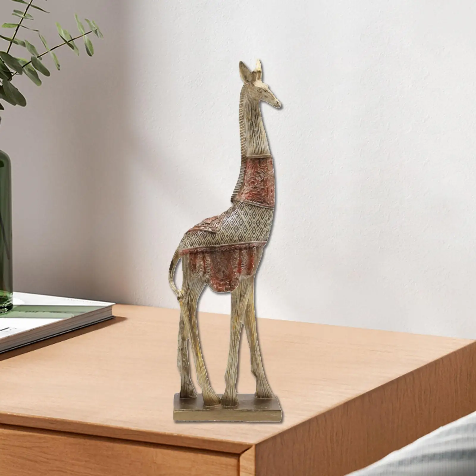 Giraffe Sculpture Housewarming Gift Ornament Tabletop Decoration Animal Figurine for Desk Entryway Hotel Bedroom Living Room