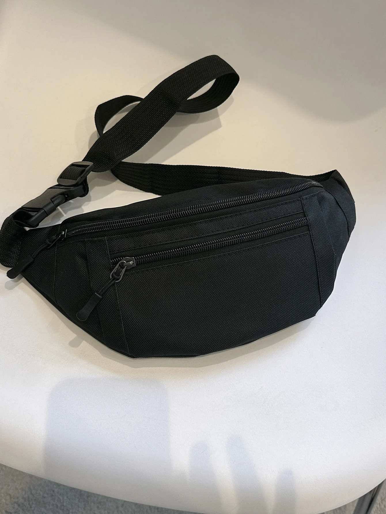 

Sports Fanny Pack – Large Crossbody Bag for Running, Travel & Workout – Hands-Free Phone & Wallet Waist Pack
