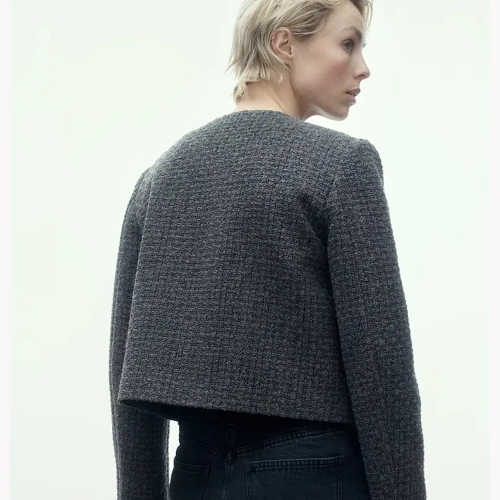 

Women's Fashion Small Style Jacket Single-breasted Elegant Long-sleeved Short Design European And American Style