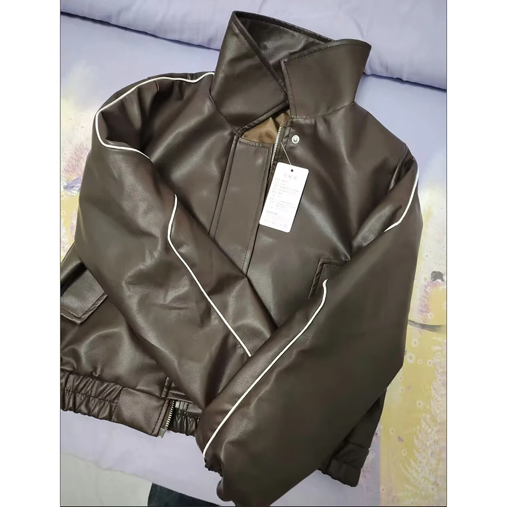 Capispalla corto da donna in pelle lavata Giacca coreana da motociclista allentata in ecopelle Cappotto da donna in pelle PU con cerniera di alta qualità