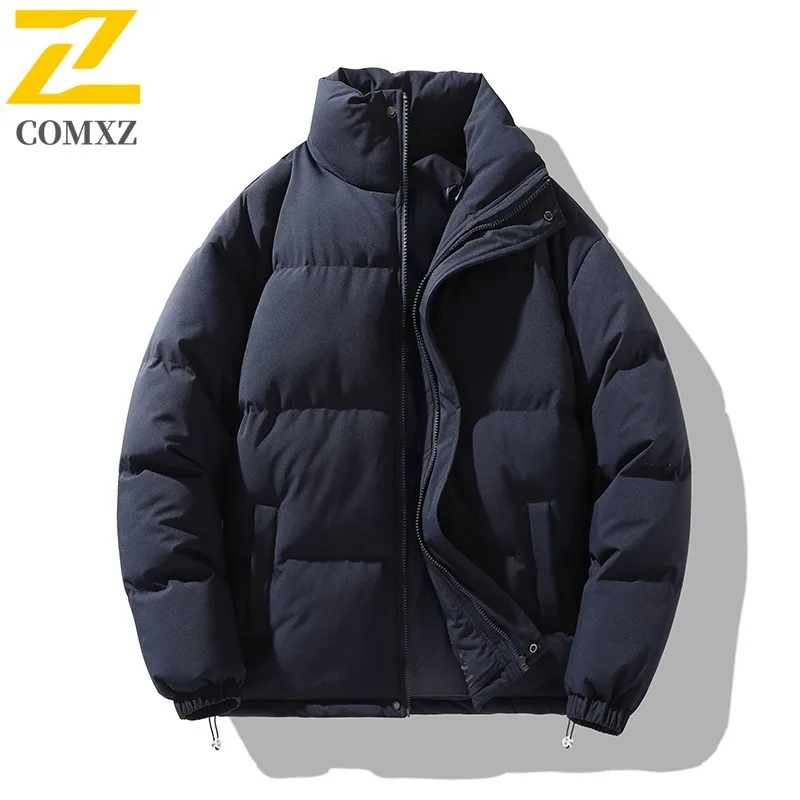COMXZ 2025 سترة رجالية جديدة ذات معيار وطني بسيط موضة عصرية سميكة وسيم معطف شتوي قصير ممتاز