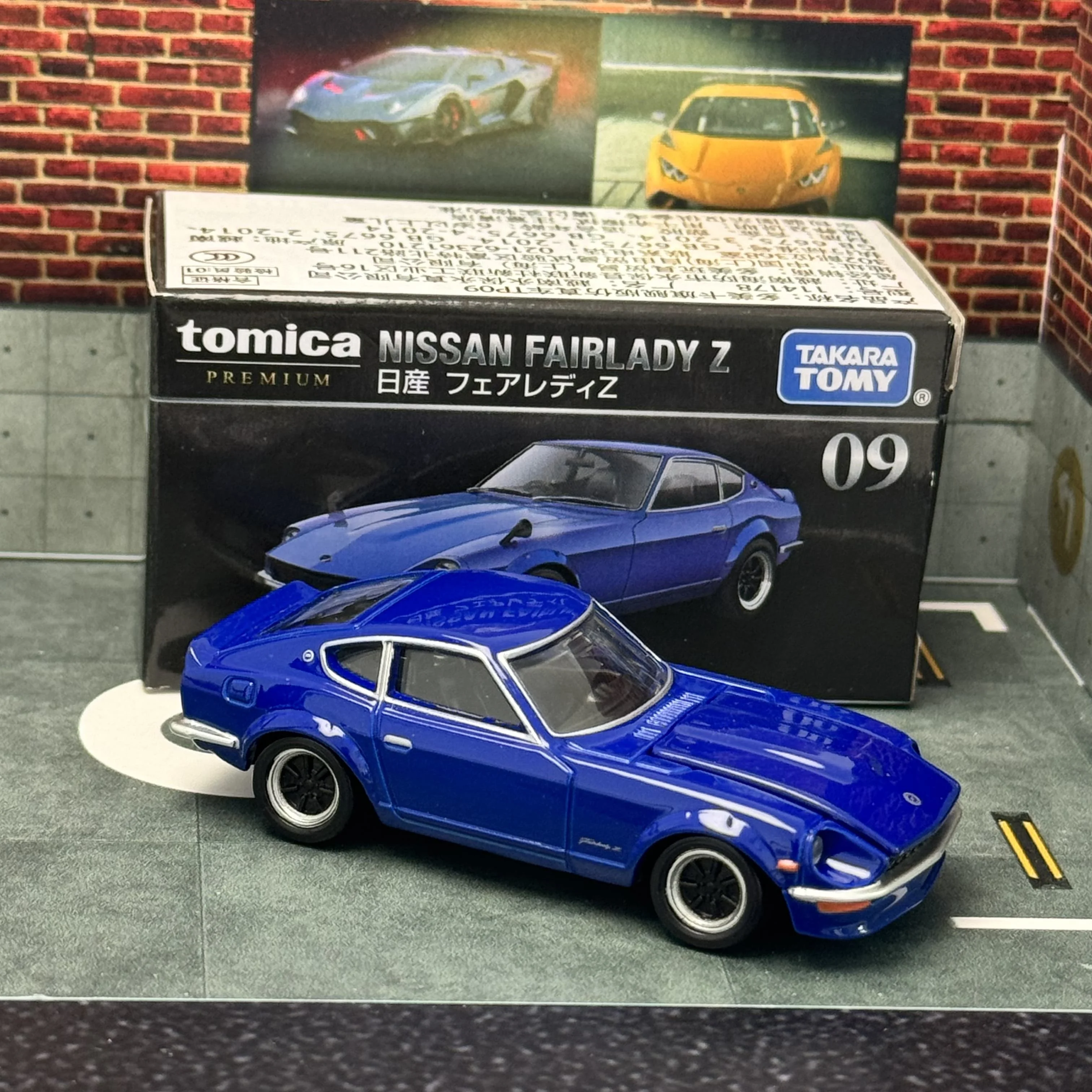 Takara Tomy Tomica Premium Mini NISSAN FAIRLADY Z TP09 Diecast Alloy Toys Fantasy Figurines Children's Collection Toy Gifts view 2