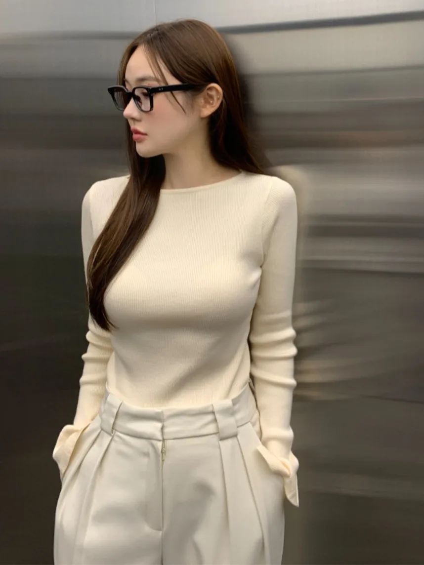 

Chic Autumn Thickened Warm round Neck Slim Fit Sweater with Slits Sleeve Women's Fashionable Versatile Knitwear for All Seasons