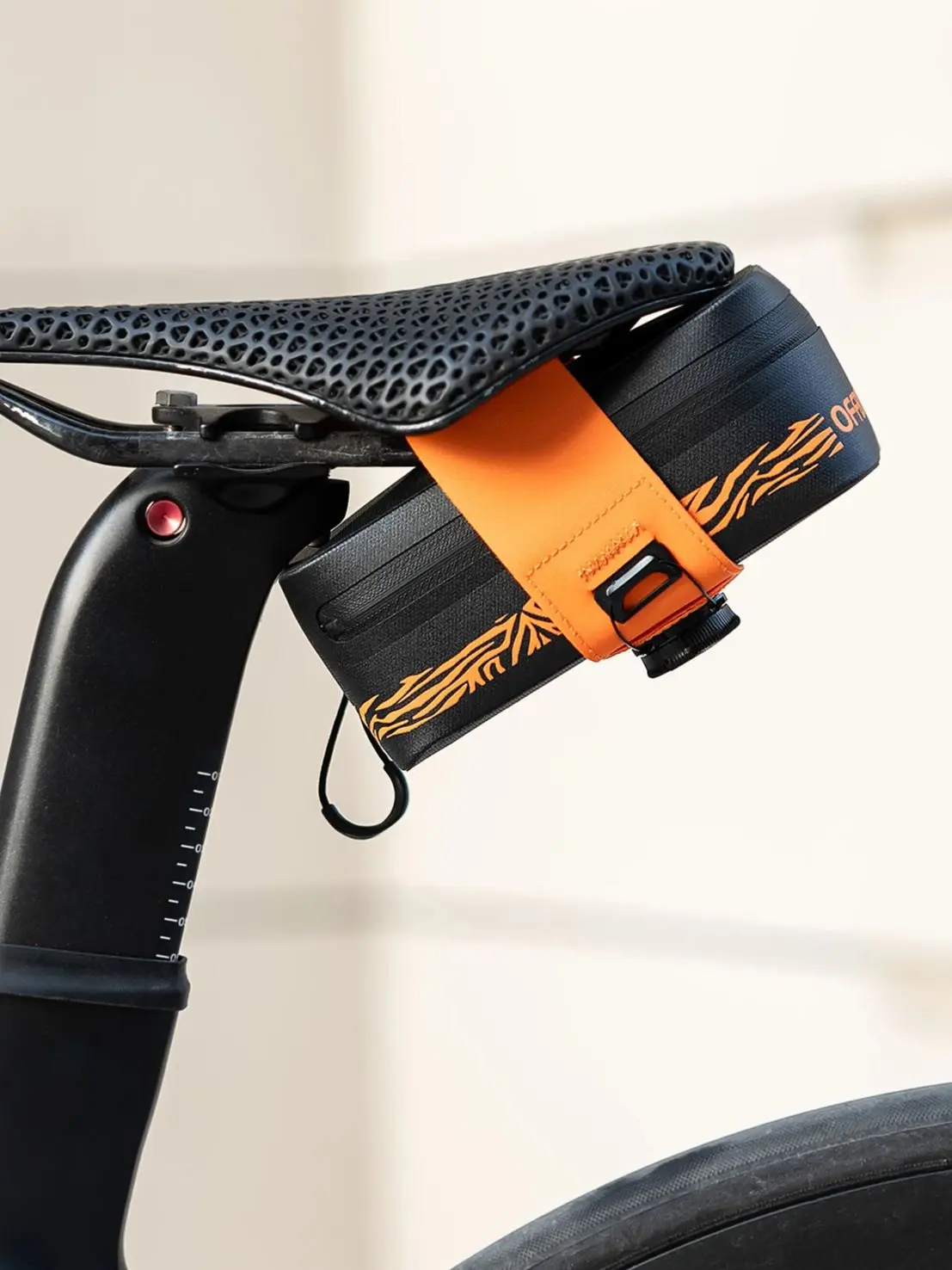 AliExpress OFFBONDAGE Bicycle Tail Bag Tpu Waterproof Wear Resistant Ultra Light Reflective Large Capacity Portable Night Riding Equipment