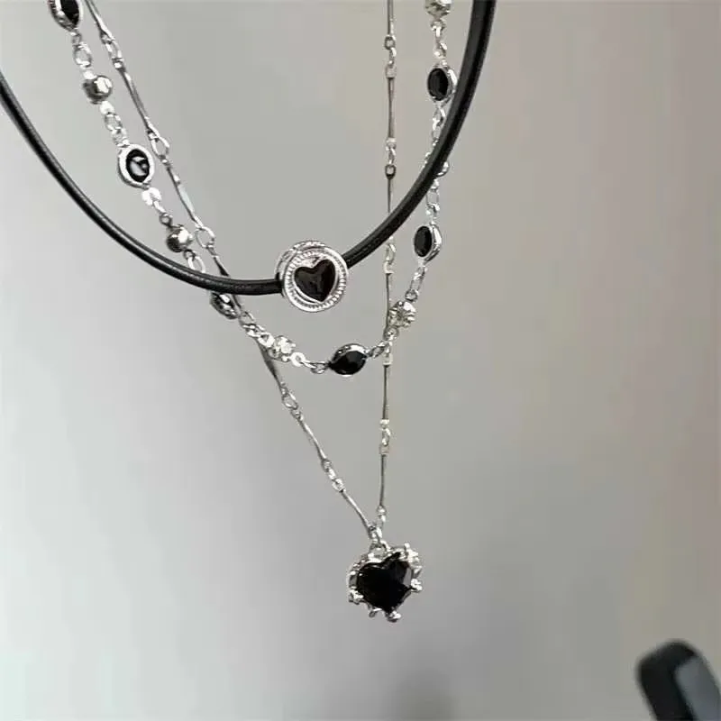 Y2K Cat Claw Star Heart Pendant Plush Leopard Bone Choker Charms Necklaces For Women Goth Aesthetic Accessories Grunge Jewelry image 3