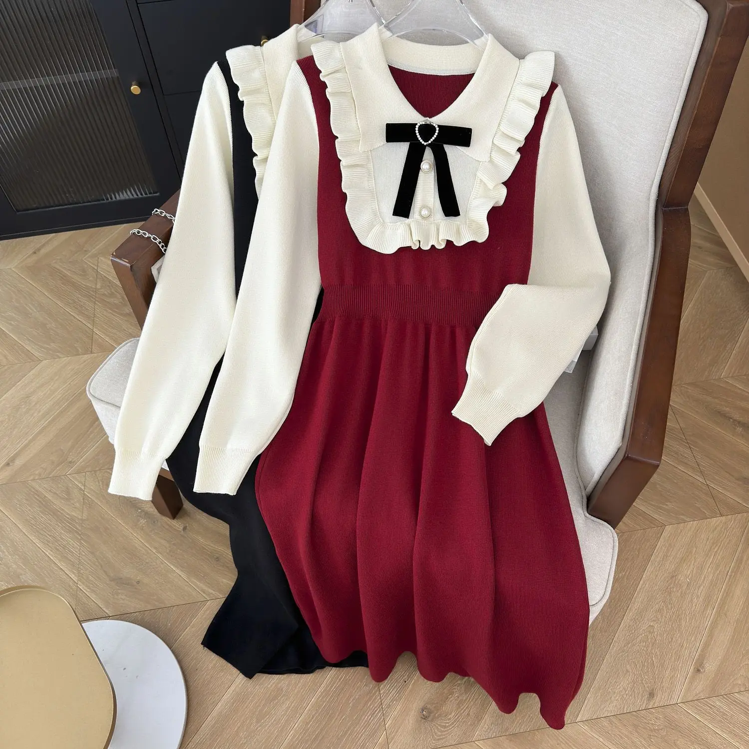 

Милое вязаное платье с бантом в корейском стиле, свободное платье средней длины контрастного цвета с плиссированными краями, весенне-осеннее новое женское трикотажное платье