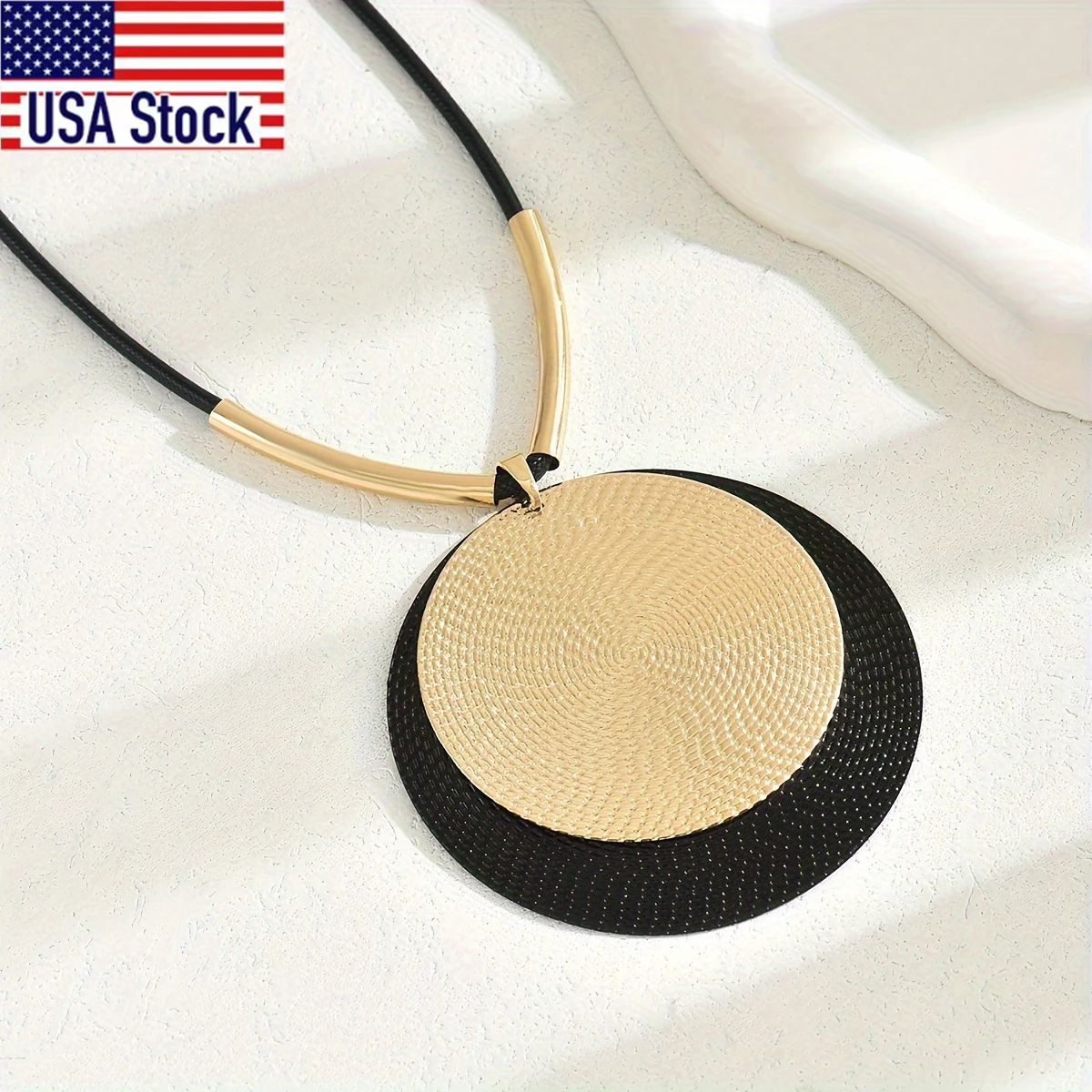 1 قطعة قلادة دائرية للسيدات ذات إحساس عالٍ خفيف فاخر على الموضة قلادة جديدة