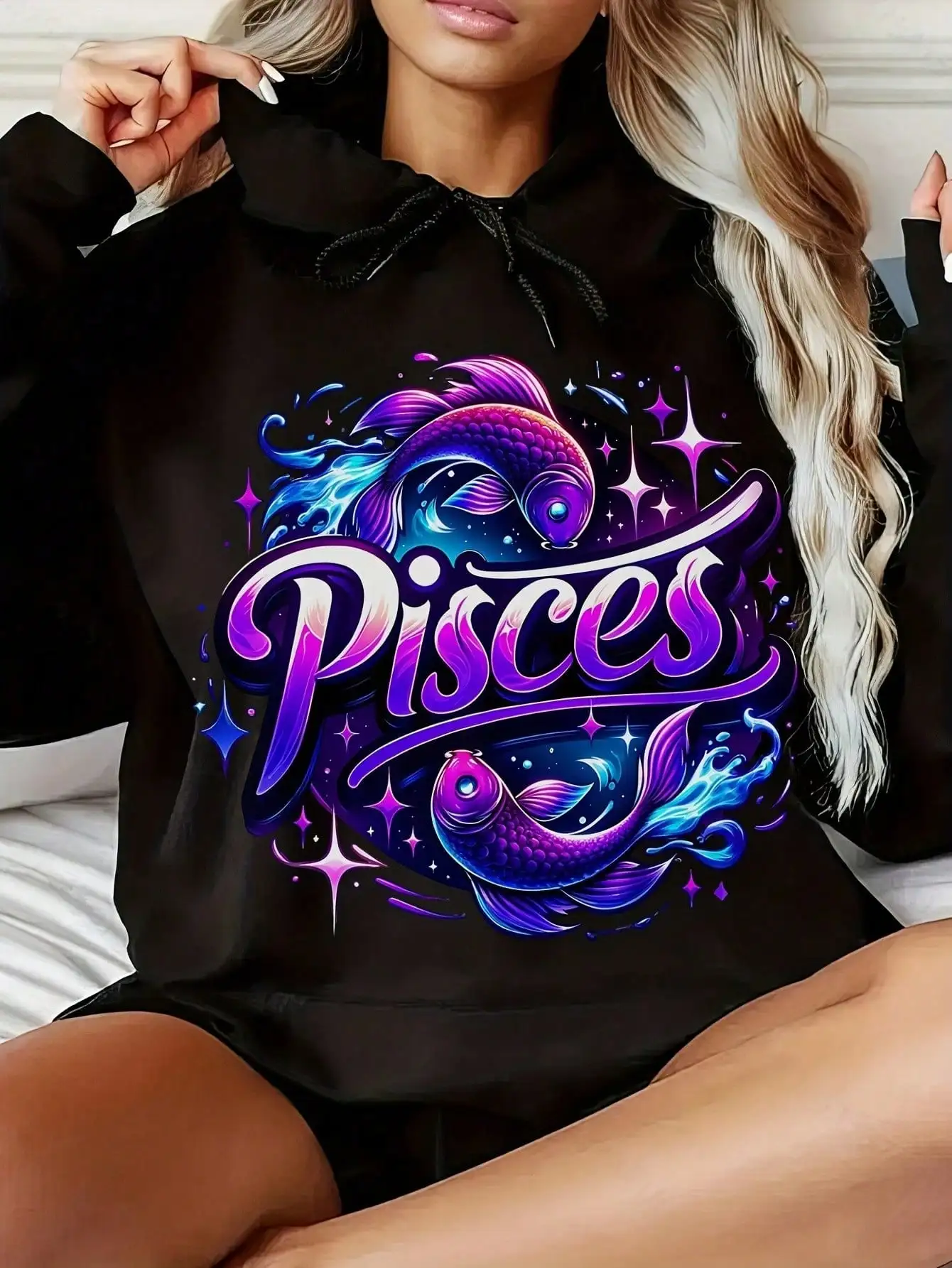 

Женская повседневная толстовка с принтом «Космическая рыба», мягкая и дышащая, с капюшоном на шнурке, идеально подходит для повседневной носки или на Хэллоуин.