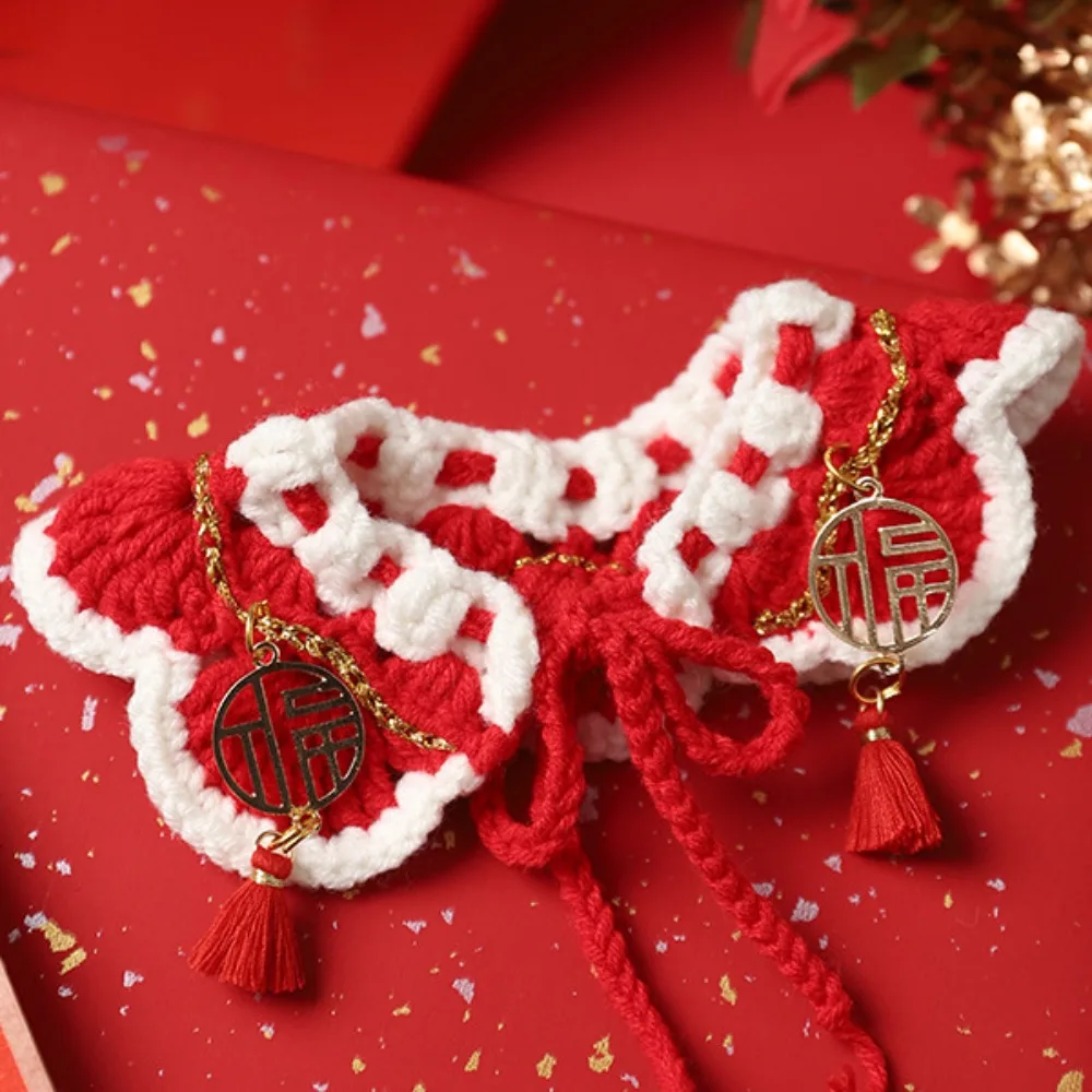 

Adorable Chinese-style New Year Knitted Pet Collar Red Warm Cat Scarf Adjustable Length Cat Tie for Cats Puppy