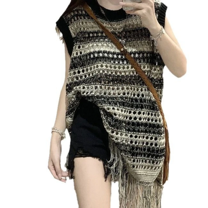 

Pullovers Women Vest Sweaters Knitted Round Neck Sleeveless Tassel Jumpers Y2k Streetwear Elegant Knit Casual Hollow Out 2026
