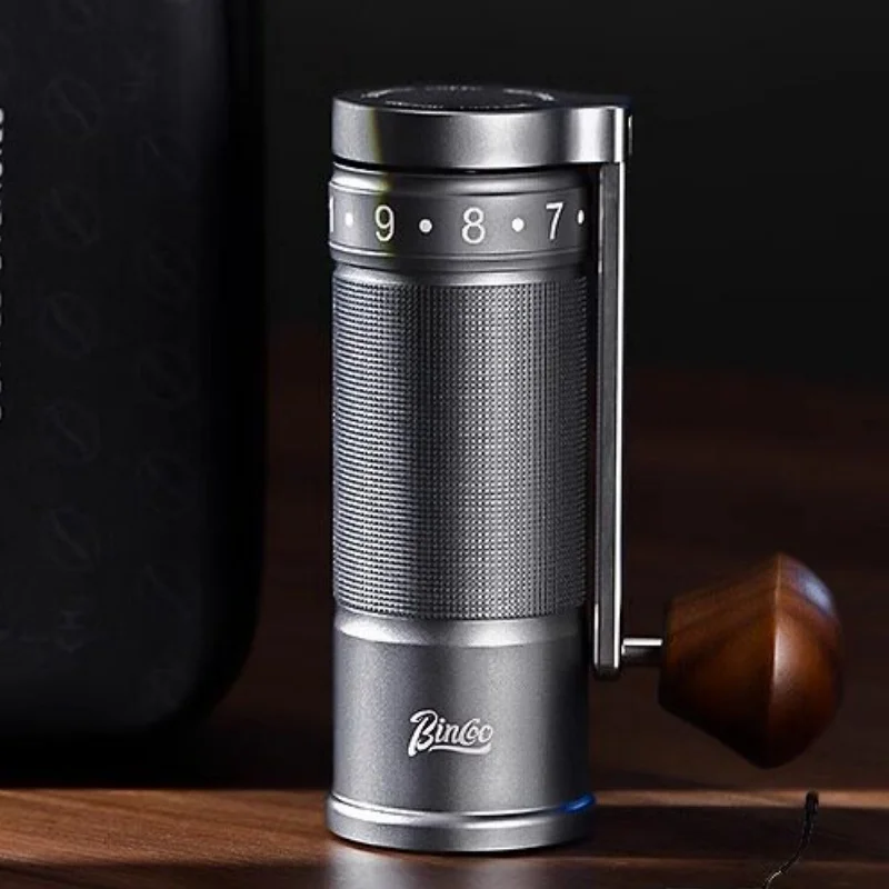 Bincoo SM01 Manual Coffee Grinder Titanium Plated Burr 420 Stainless Steel External Adjustable Foldable Magnetic Handle For Home