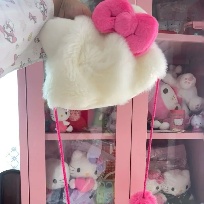 

Hello Kitty animation peripherals Kawaii cute girl heart sweet bow winter outdoor warm windproof high-value hat holiday gift
