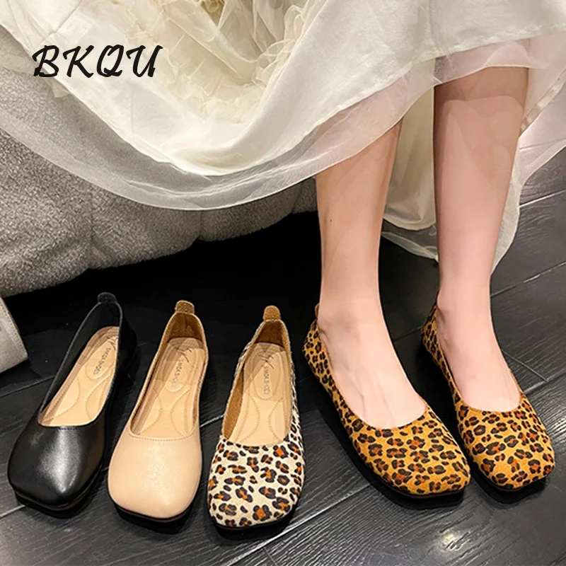 BKQU 2024 Summer New Bean Shoes Women Flat Simple Casual Square Head Soft Sole Lazy Slip-on Mary Jane Mule Shoes