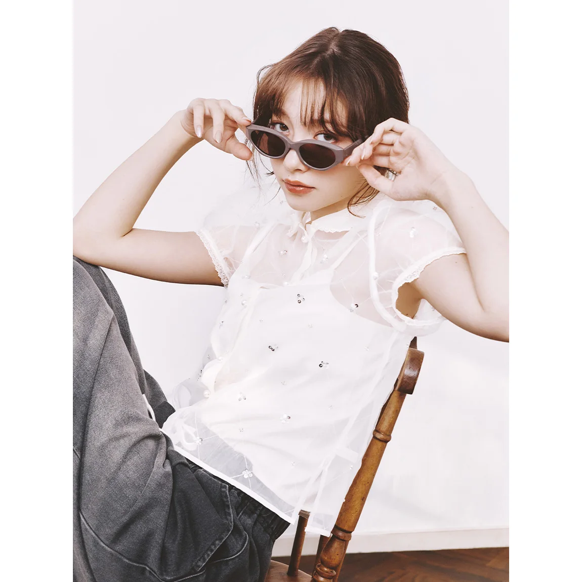 

Shiny Sequin Lace Peter Pan Collar Short Sleeve Shirt Dreamy Glassy Sheer Embroidered Beads Casual Style Polyester Fiber