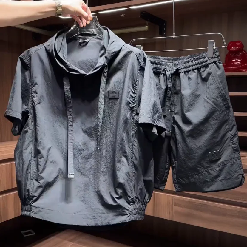 

Лето 2024, мужская модная повседневная дышащая тонкая футболка, комплект из двух предметов, свободный крой, универсальный, удобный, легкий комплект