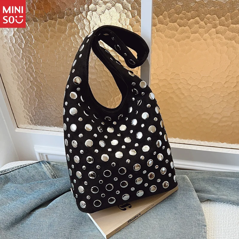Miniso Punk Style Embellished Double-Faced Round Rivet Inlaid Niche Luxury Bucket Bag Chic Lady Underarm Large Capacity Shoulder