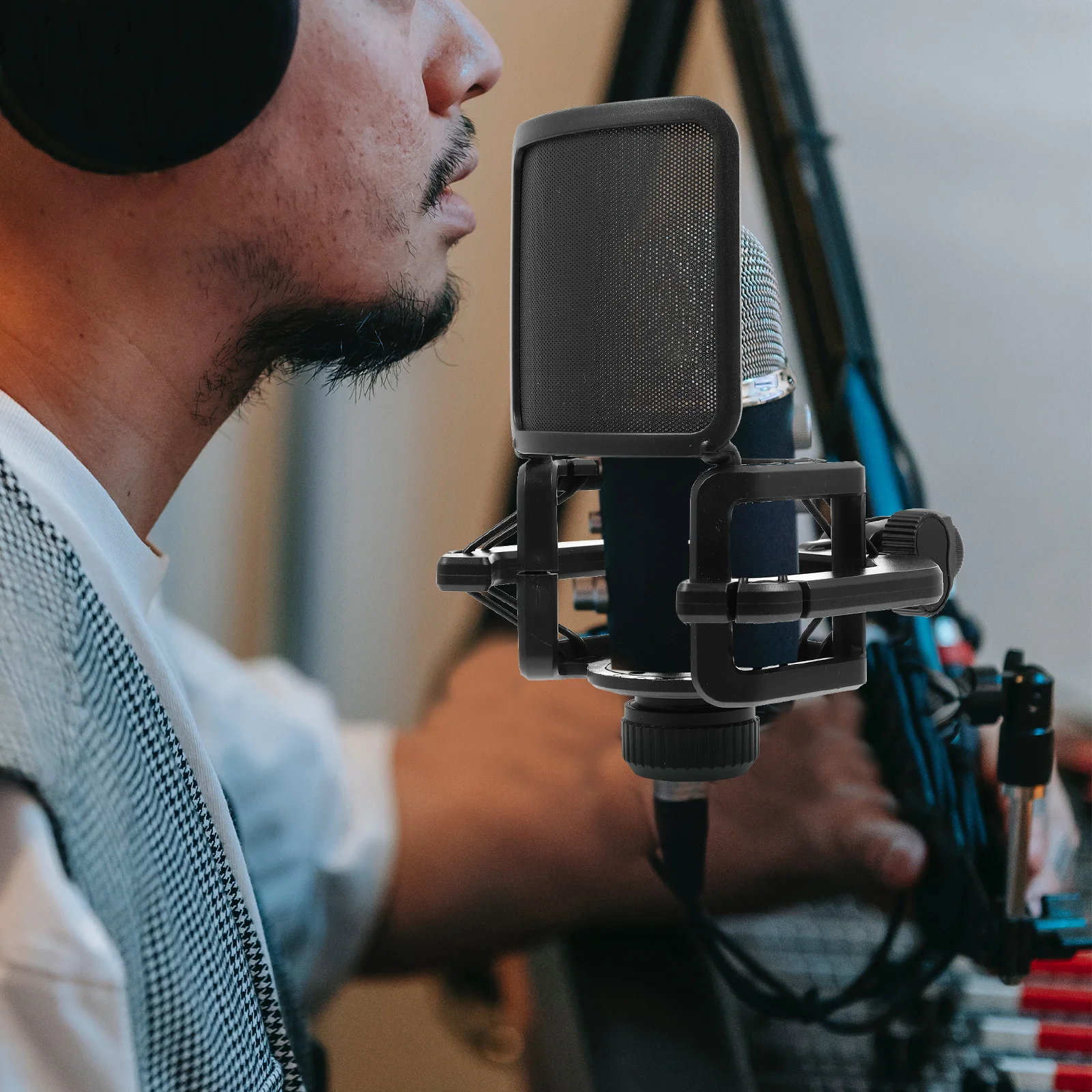 

1Set Microphone Shockproof Mount Practical Stable Mic Holder Blowout Preventer Anti Vibration Rack Protective Filter Shield Mic