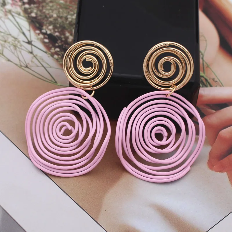 New European Oval Hanging Earrings Punk Coiled Metal Women\'s Earrings Colorful Long Dangle Earrings Big Round Earrings aretes