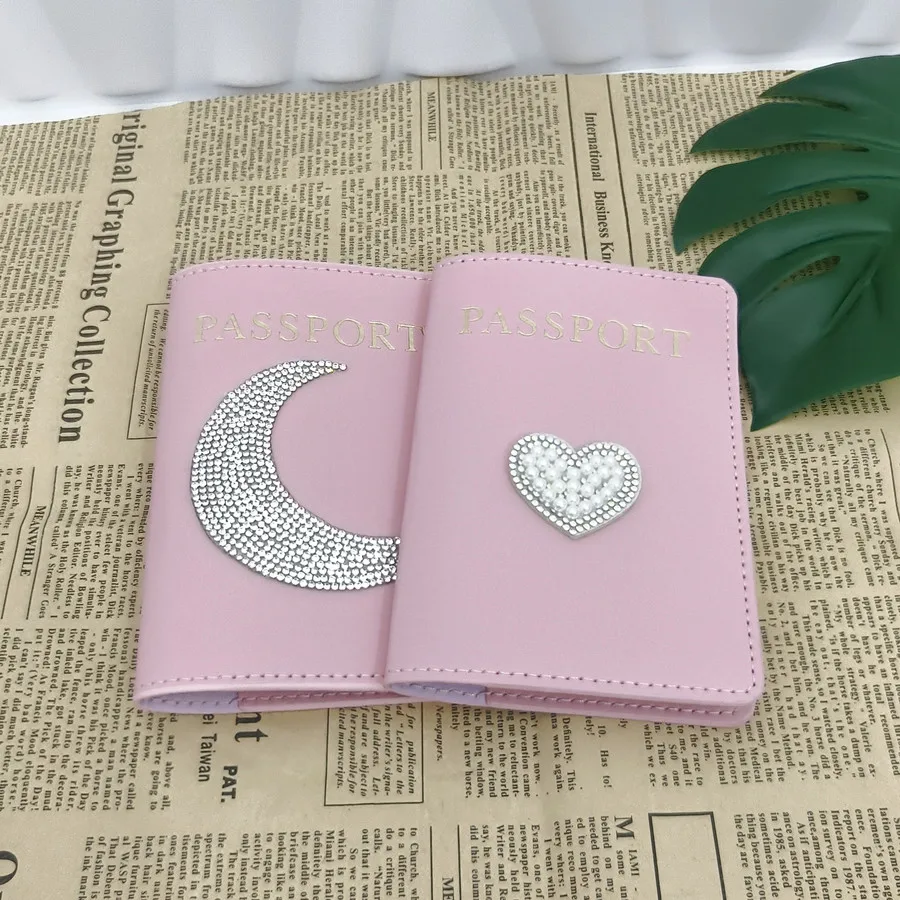 1 Piece Pearl Rhinestones Passport Cover Case Holder Wallet Card Holder Fashion Travel Accessories For Flight for Women For Girs