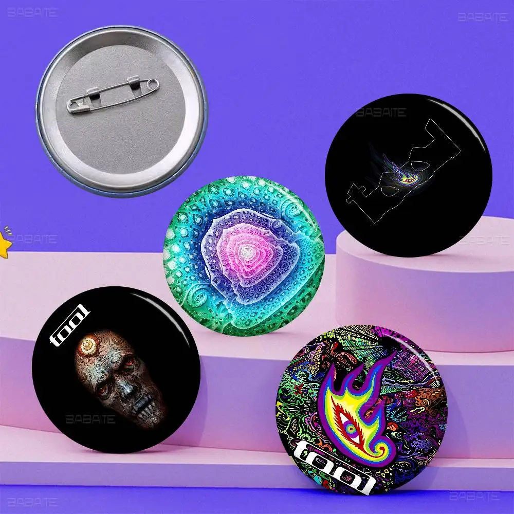 Band T-ToolS Creative Pins Funny Faces Round Snap-in Brooch Badge Backpack Hat Accessories Jewelry Gifts