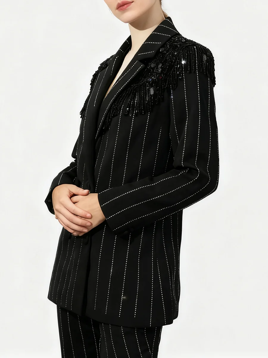 TWOTWINSTYLE التخسيس تقسم مخطط خندق بليزرات للنساء التلبيب طويلة الأكمام المرقعة شرابات موضة السترة الإناث جديد