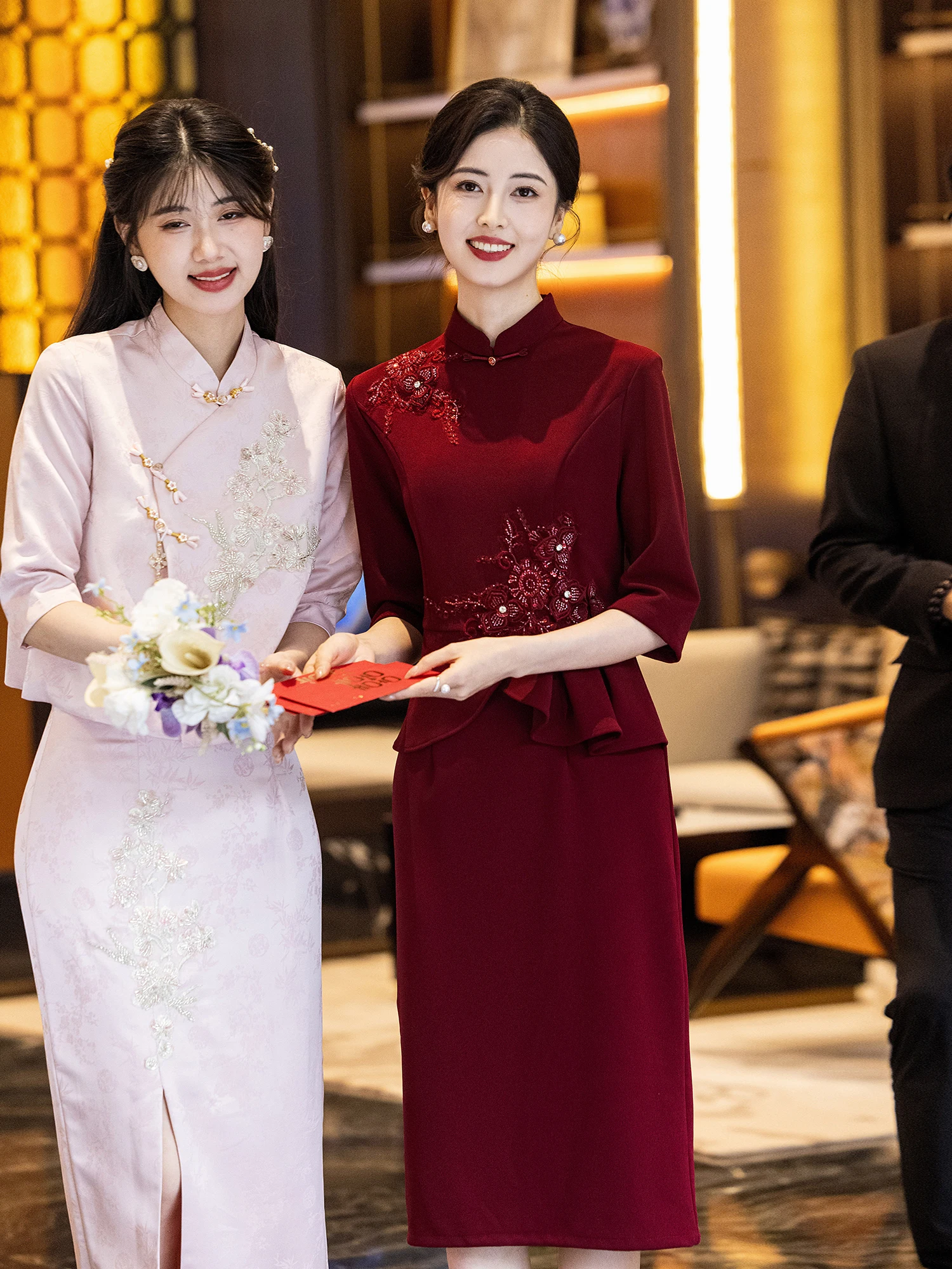 

Wedding Gown Mom's Traditional Chinese Wedding Dr Autumn Winter New Arrival Vintage Sle Beaded Low Slit Midi D...