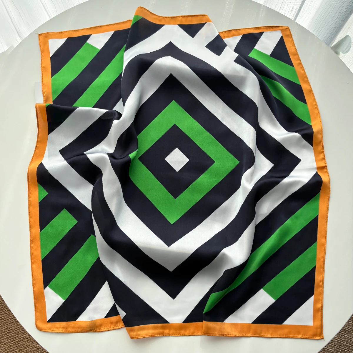 Design Print Scarf Silk Imitation Scarf Women Square Hairbands Foulard Female Bandana Neck Kerchief Headbands 2026 New