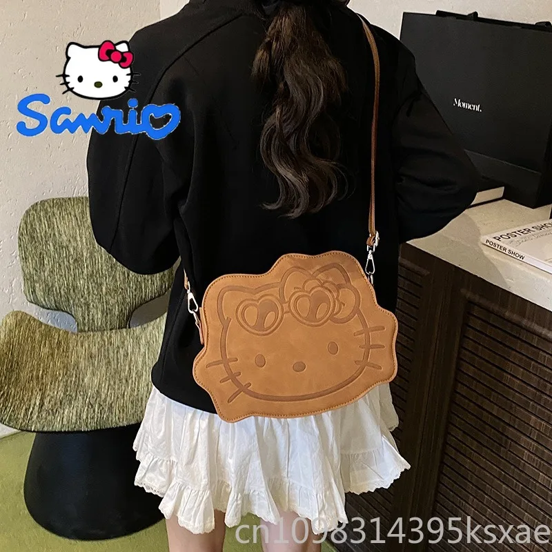 

Сумка-кроссбоди Hello Kitty класса люкс, на плечо, для женщин, черная кожаная, милая, универсальная, забавная, с мультяшным принтом, новый модный аксессуар