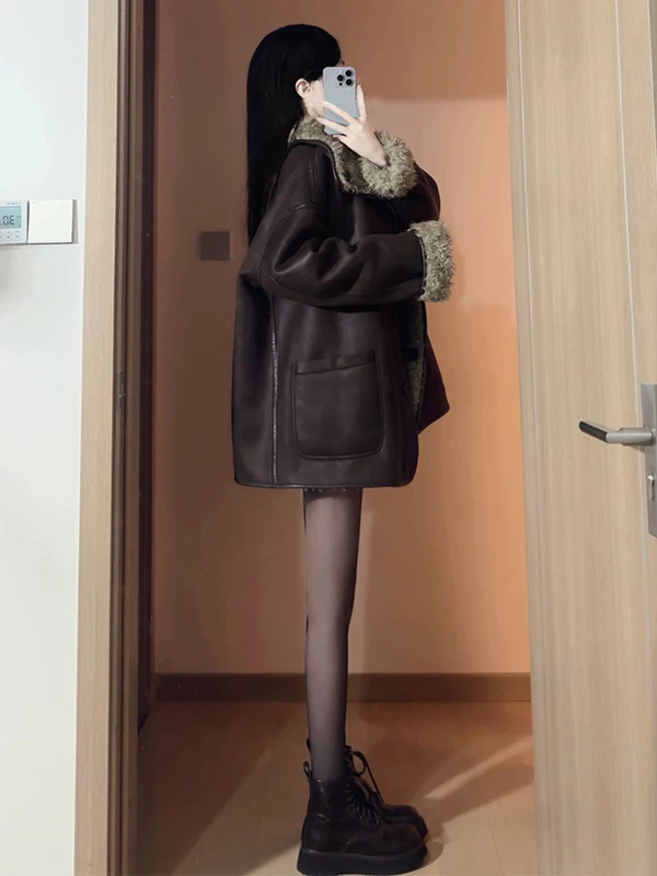 Reversible Fur Jacket Retro Style Women's Biker Coat Leather And Fur Integrated Winter New Arrival Beautiful And Stylish