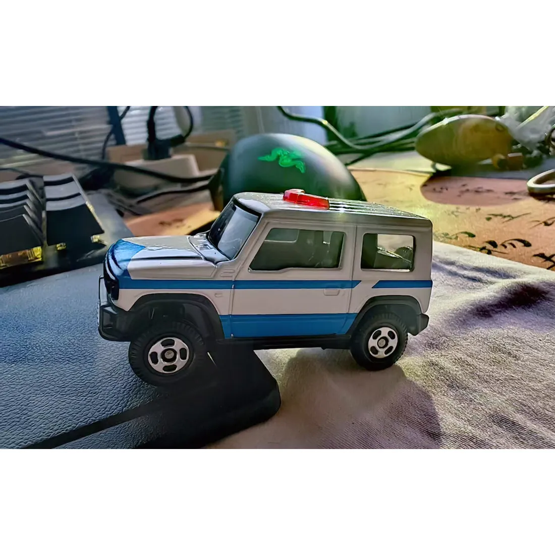 

Original TAKARA TOMY Tomica No.99 Suzuki Jimny Multi-Purpose Disaster Response Vehicle 1/57 Diecast Alloy Model with Working