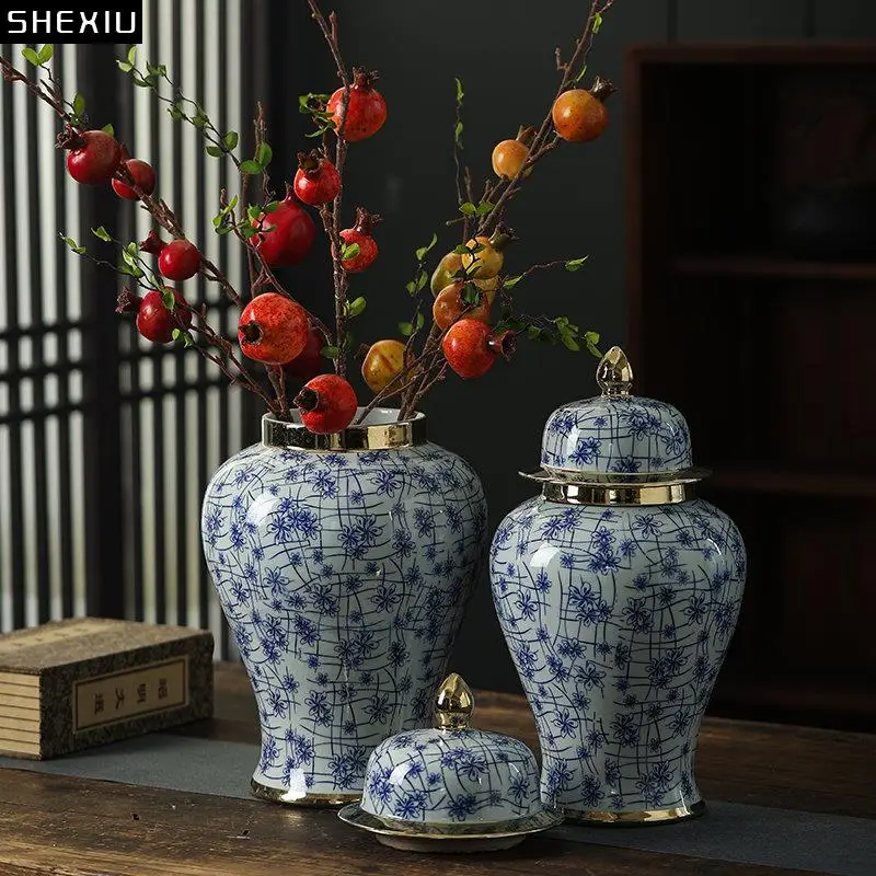 

Blue Flower Pattern Ginger Jar Tea Canister Candy Pots and White Porcelain Storage Desk Decoration Arrangement