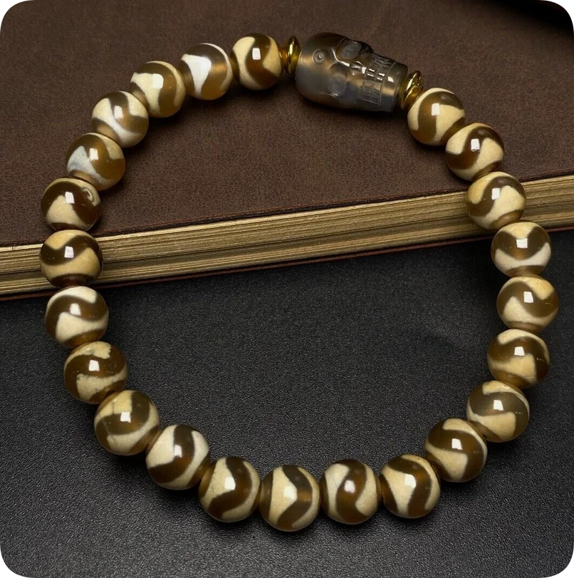 Power Energy Tibetan Old Agate Dzi *Tiger Teeth Skull head* Beads Bracelet M0918