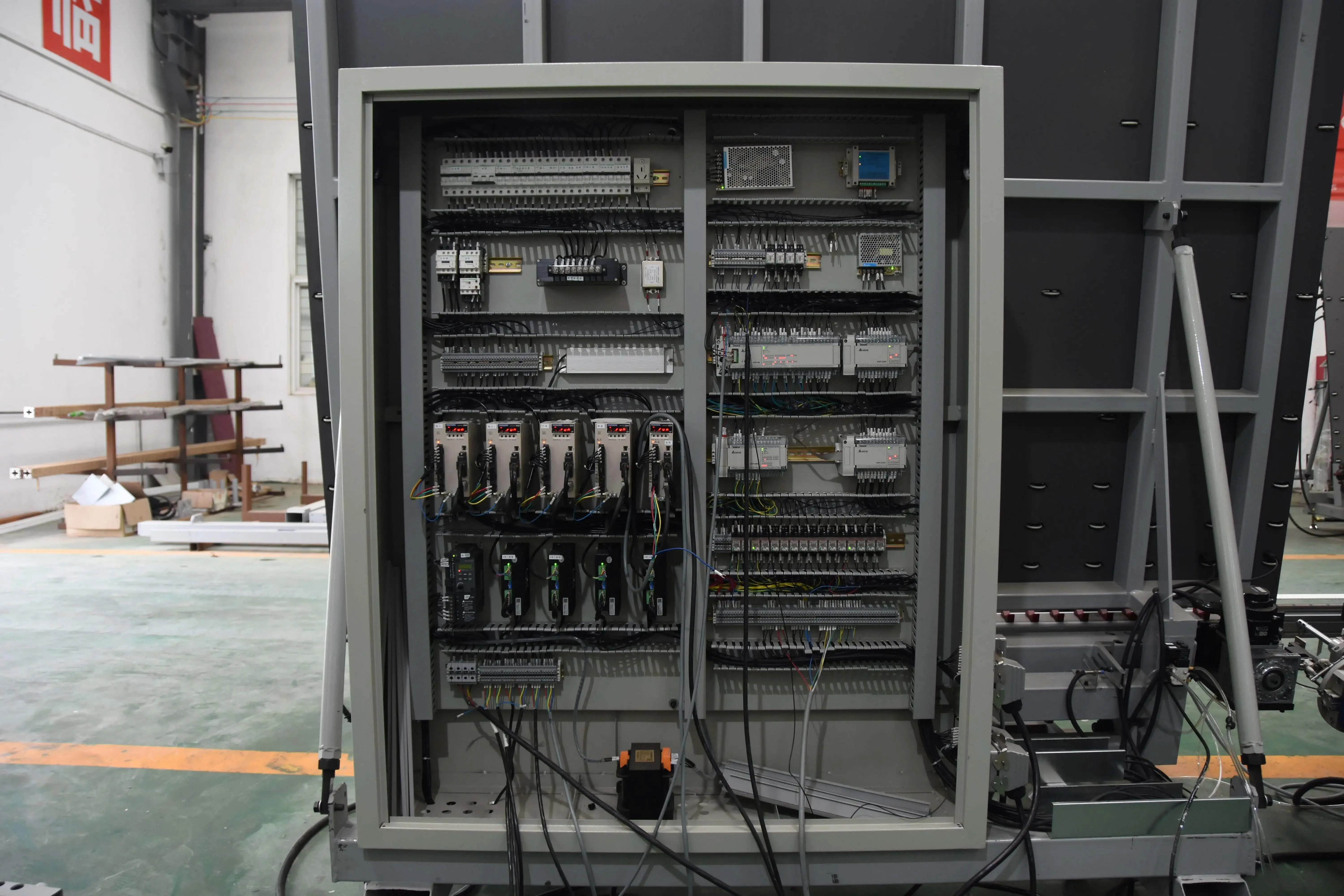 Insulating Double Glazing Glass Sealing Machine Automatic Sealing Robot Machine