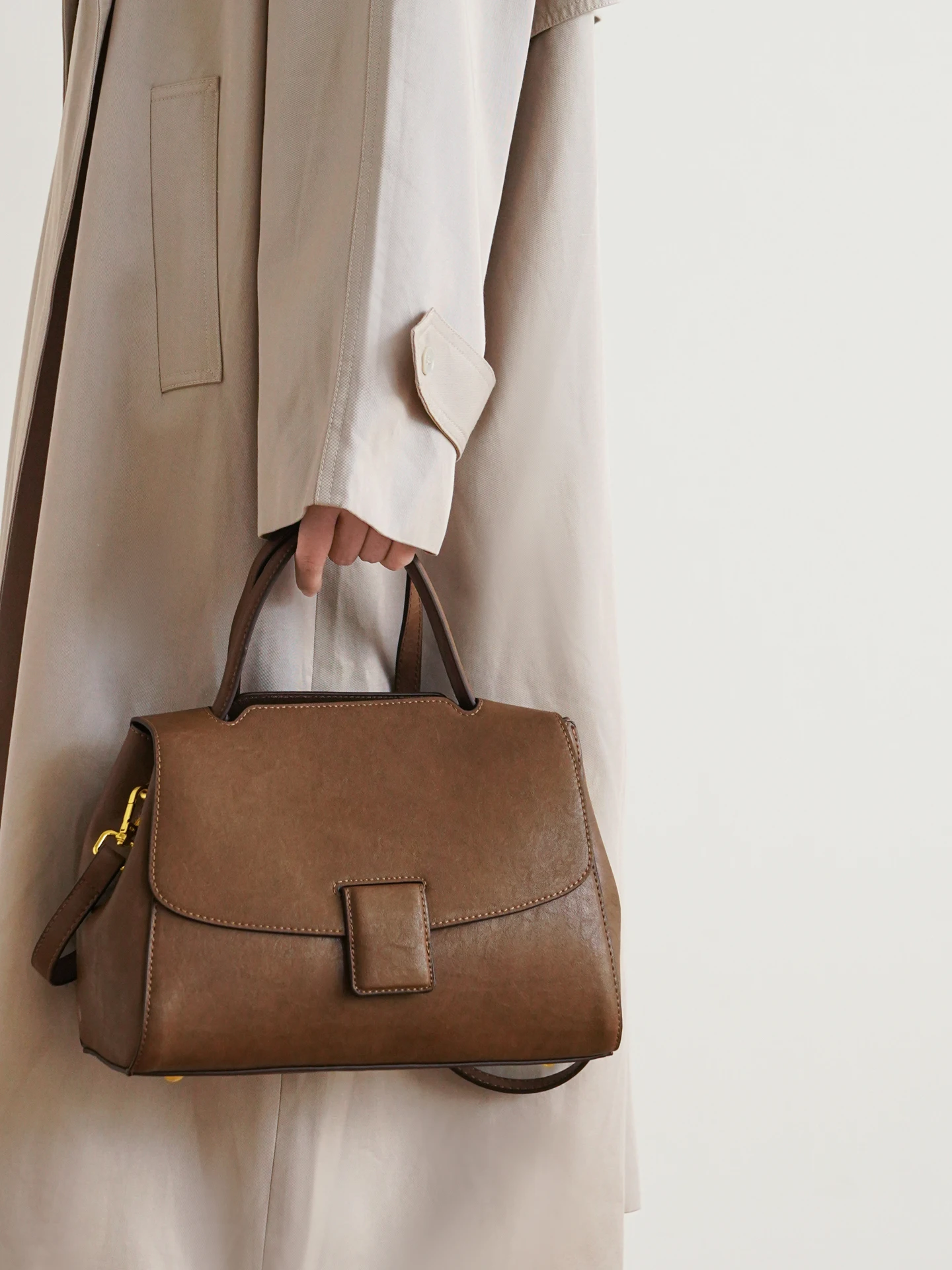 Urban Simple Style Women's Crossbody Bag Commute Large Capacity Retro Handbag Soft Surface Pure Color Casual Handbag