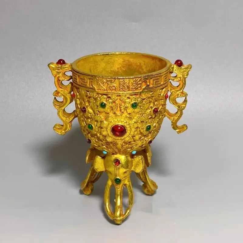 Copa de Vino Retro de Cobre Antiguo Chapada en Oro con Tallado de Ramas Entrelazadas y Flores Incrustadas con Piedras Preciosas, Adorno para Juego de Vino