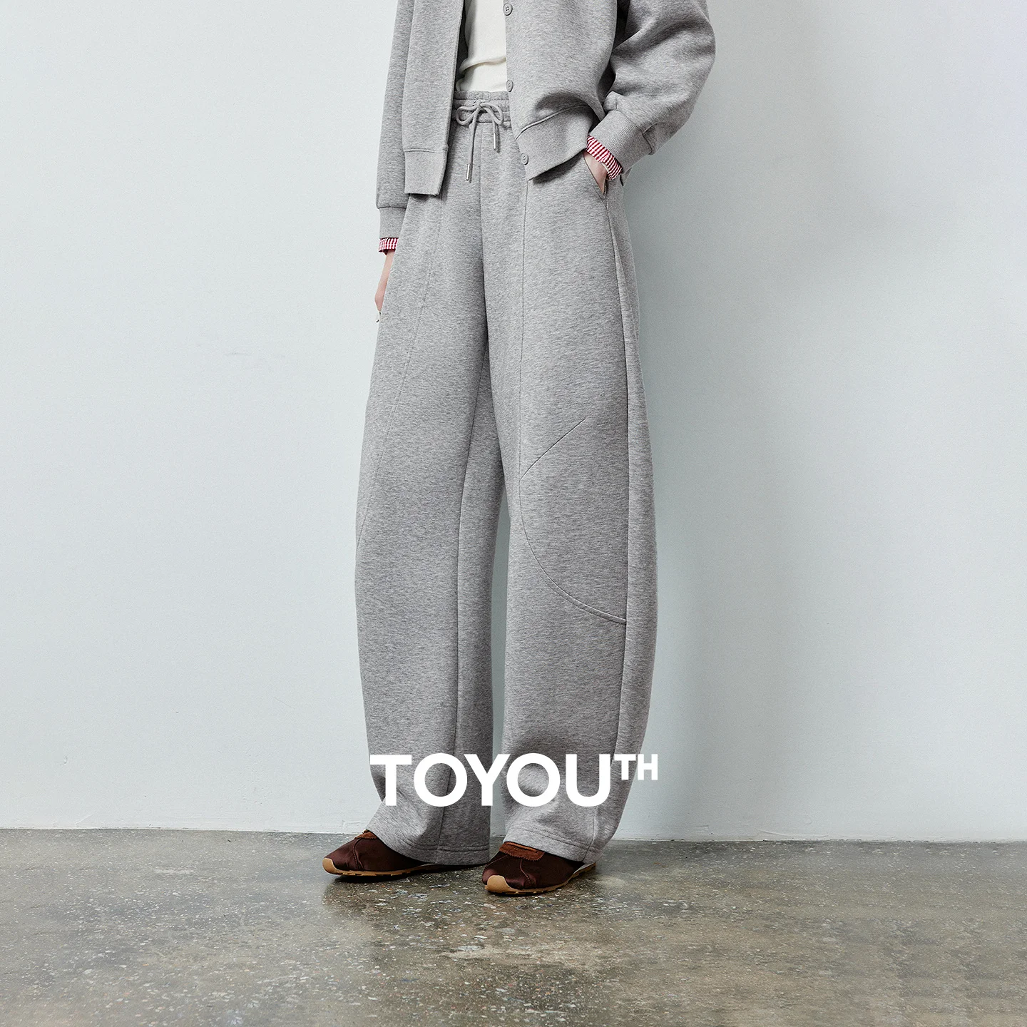 TOYOUTH Women's Lazy Academy Soft American Curved Leg Trousers 2026 Autumn New Arrival Paneled Design Pear Figure Shaping Pants