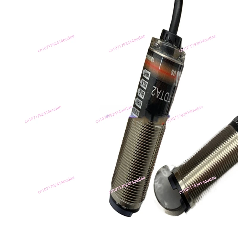

2pcs New photoelectric switch BRQM400-DDTA-C-P BRQM400-DDTA-C