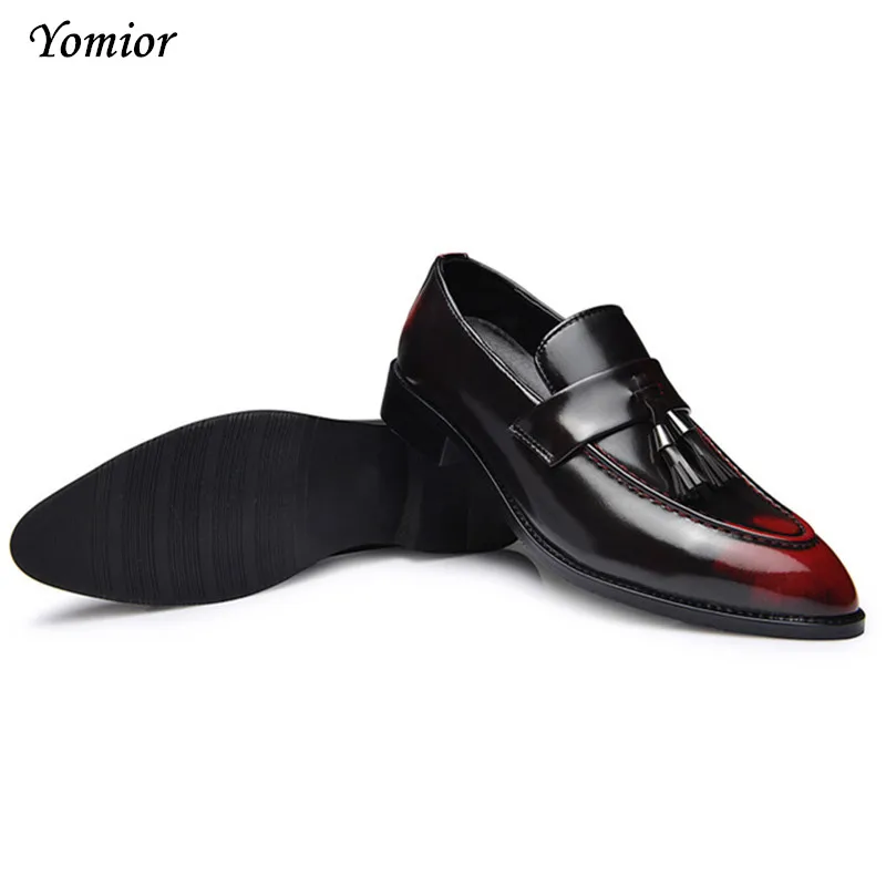 Men's Shoes British Business Formal Dress Leather Shoes Tassel Pointed Toe Carved Oxfords Vintage Wedding Loafers Black Shoes