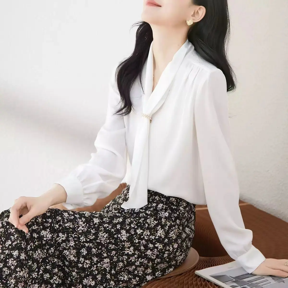 

Women's Spring New Arrival Shirt with Flutter Collar Loose and Elegant Versatile and Stylish High-End Chiffon Blouse