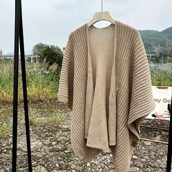 Autunno Donna Caldo Poncho Allentato a Righe Mantello Incrociato Streetwear Mantello Cardigan Lavorato a Maglia Maglieria Scava Fuori Scialle Cappotto