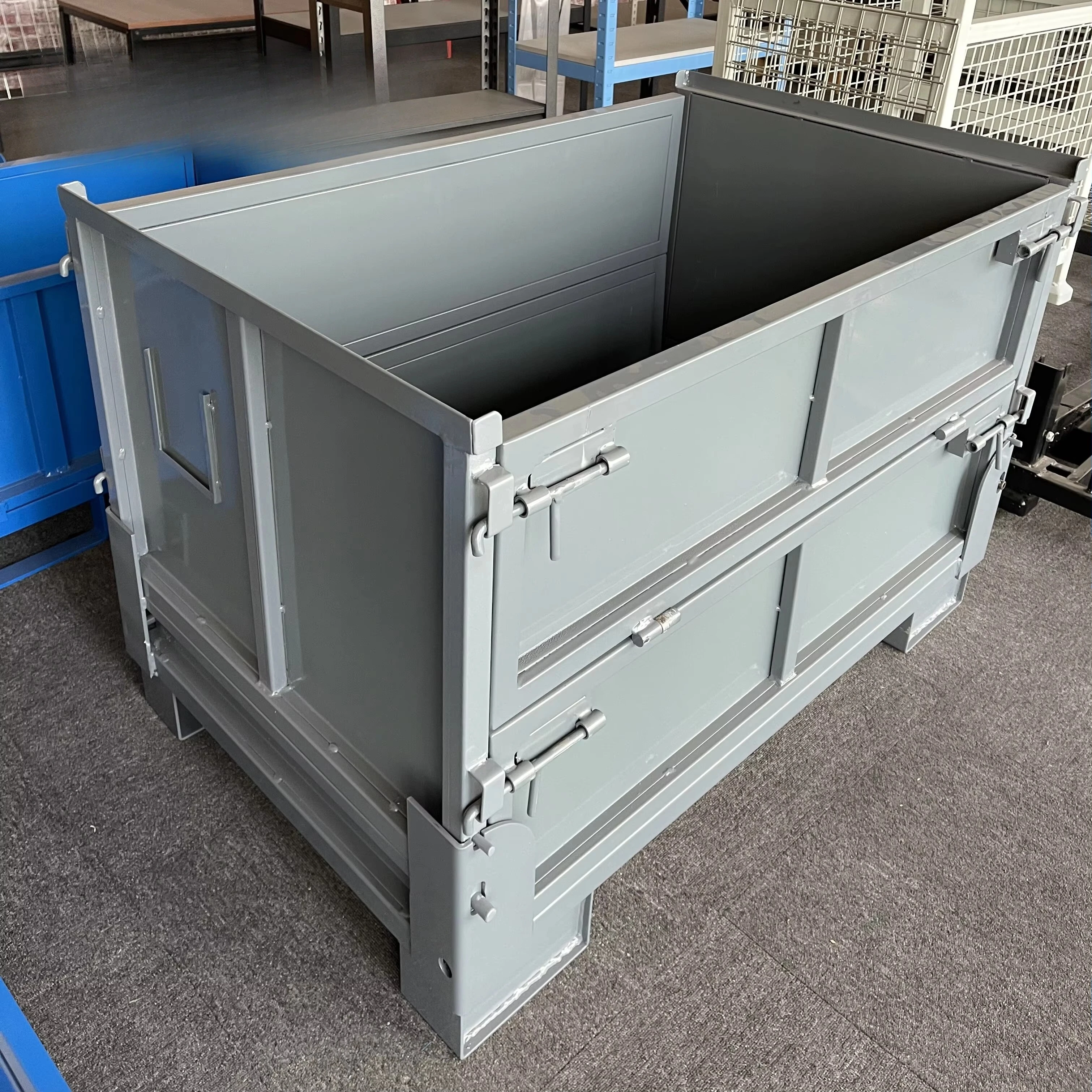 

Transport durable stackable corrugated bulk steel containers